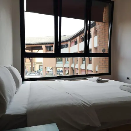 Massarenti Apartment *