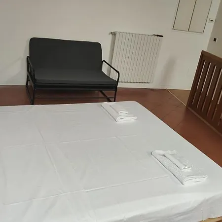 Massarenti Apartment *